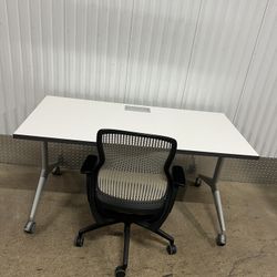 Desk 60”x30” With a Knoll Generation Chair 