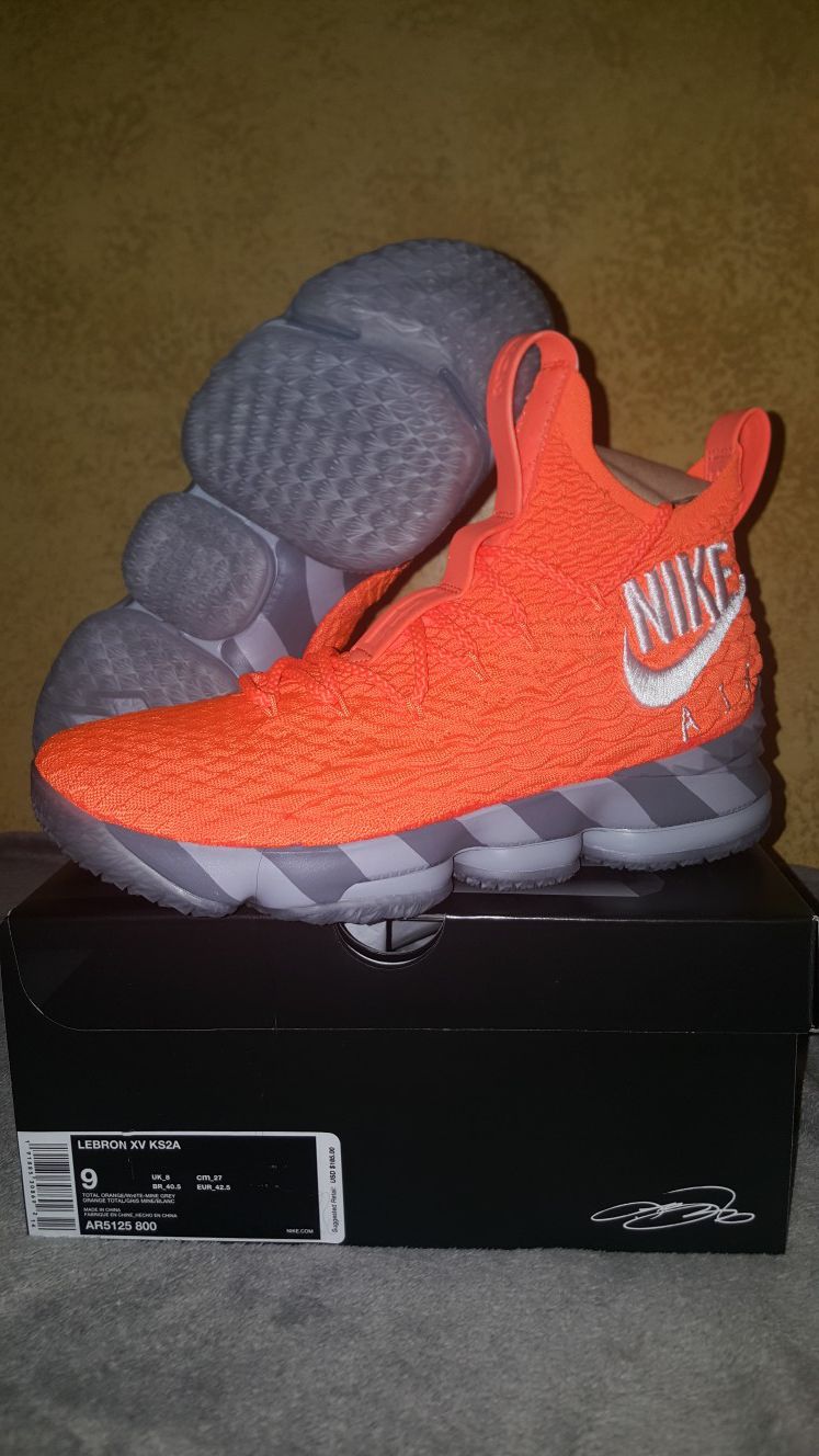 Brand new Nike Lebron 15 "Orange Box" Size 9
