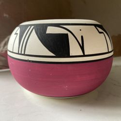 Ute Mountain Pottery Bowl  Colorado Signed D. Bancroft  #12  - Handmade Black and White Geometric Design with Rich Magenta on bottom 