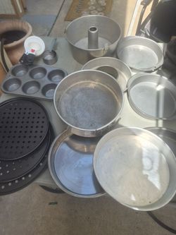 Baking pans