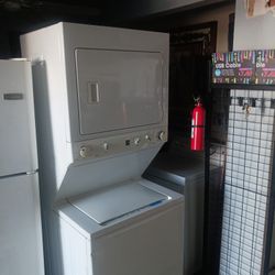 Kenmore Laundry Center Washer And Gas Dryer Large Capacity Fully Functional Exellent Condition 