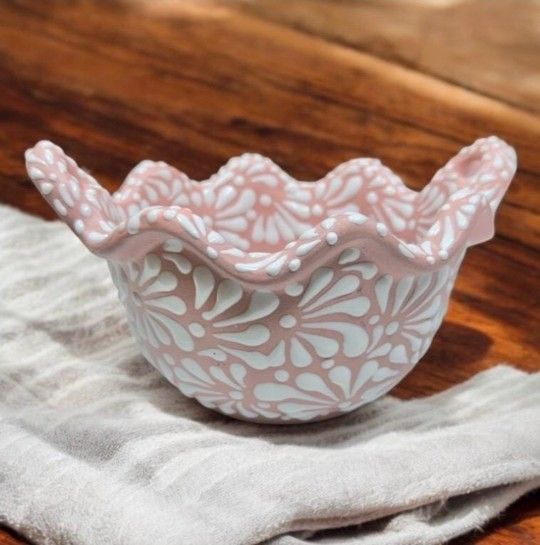 Talavera Salsa Bowl 🥣 Etsy Casamxartesanalstore. Tel 562 348-2841