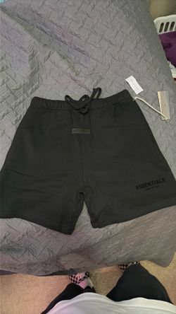 Black essentials shorts