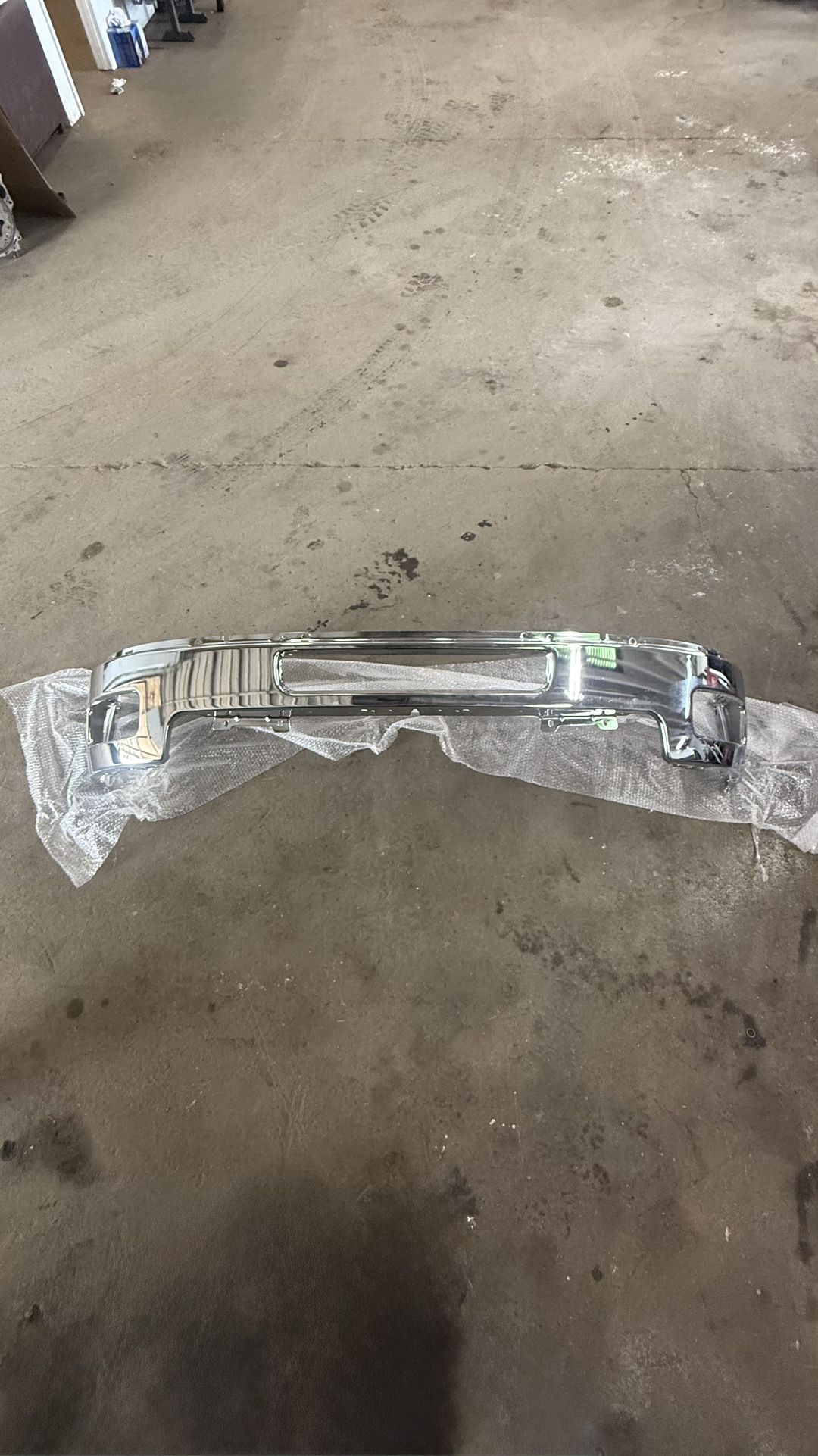 2011-2014 Chevy Silverado 2500,3500 Front Bumper