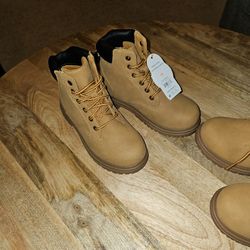 BOYS TIMBERLAND TYPE BOOTS SIZES 13 AND 1  