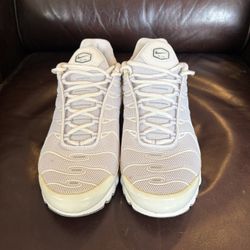 Air Max Plus Tn “Triple White” Men’s size 9