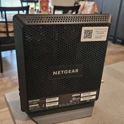 Netgear Nighthawk AC1900 Cable Modem Router