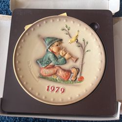 Hummel Collector Plate