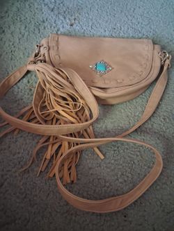 Ladies tan shoulder bag
