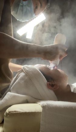 Professional Facials Treatment At Claremont