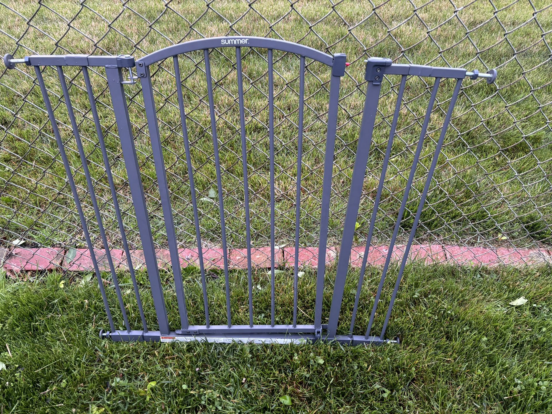 Summers metal baby gate