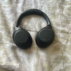 Sony Headphones: Wh-1000xm3 Noise Canceling Headphones 