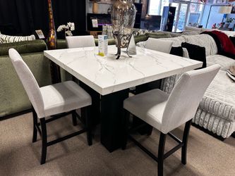 Elegant marble dining table set! $899 🤍📦