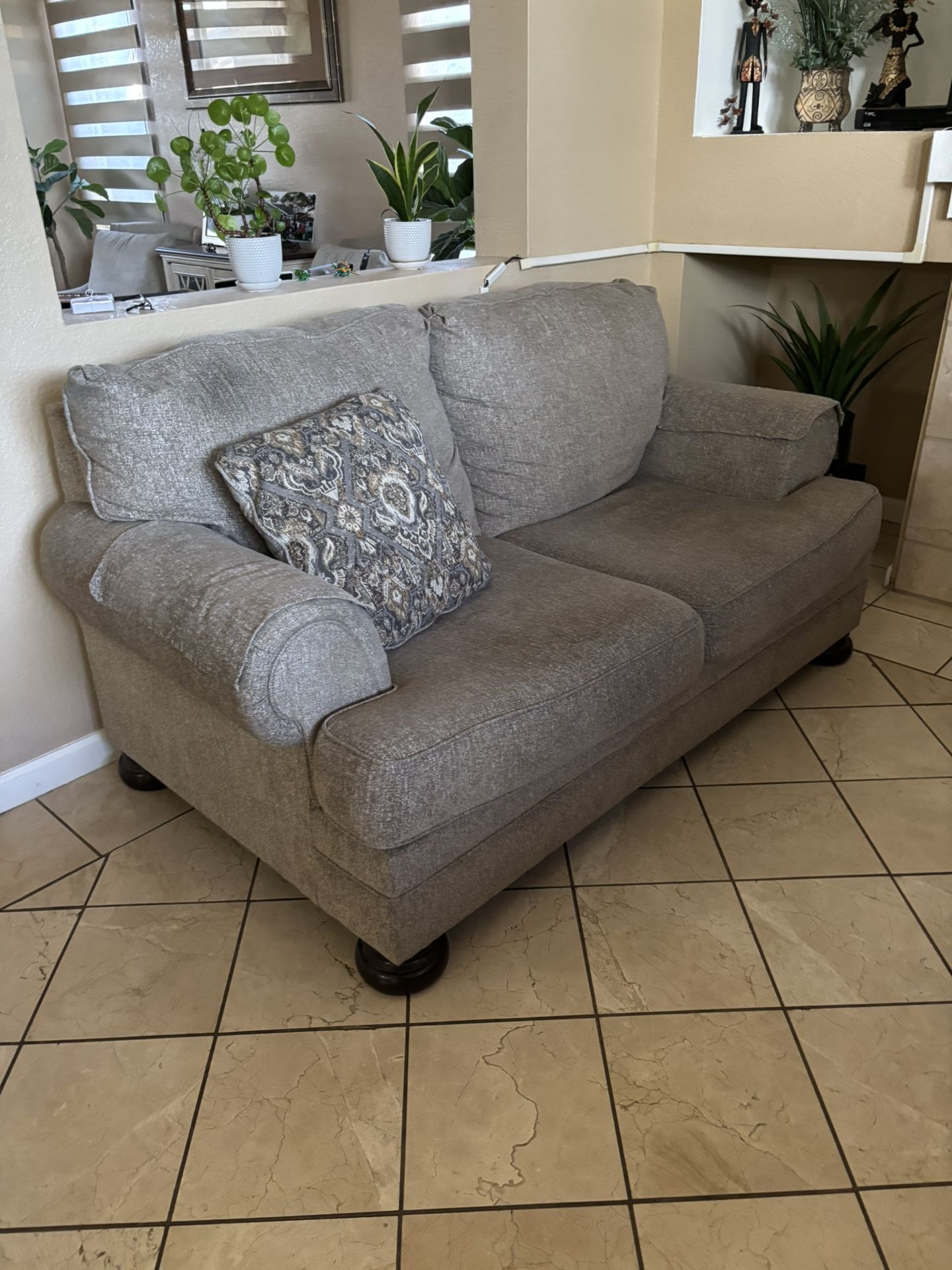 FREE Couch & Loveseat - Must Pick Up!