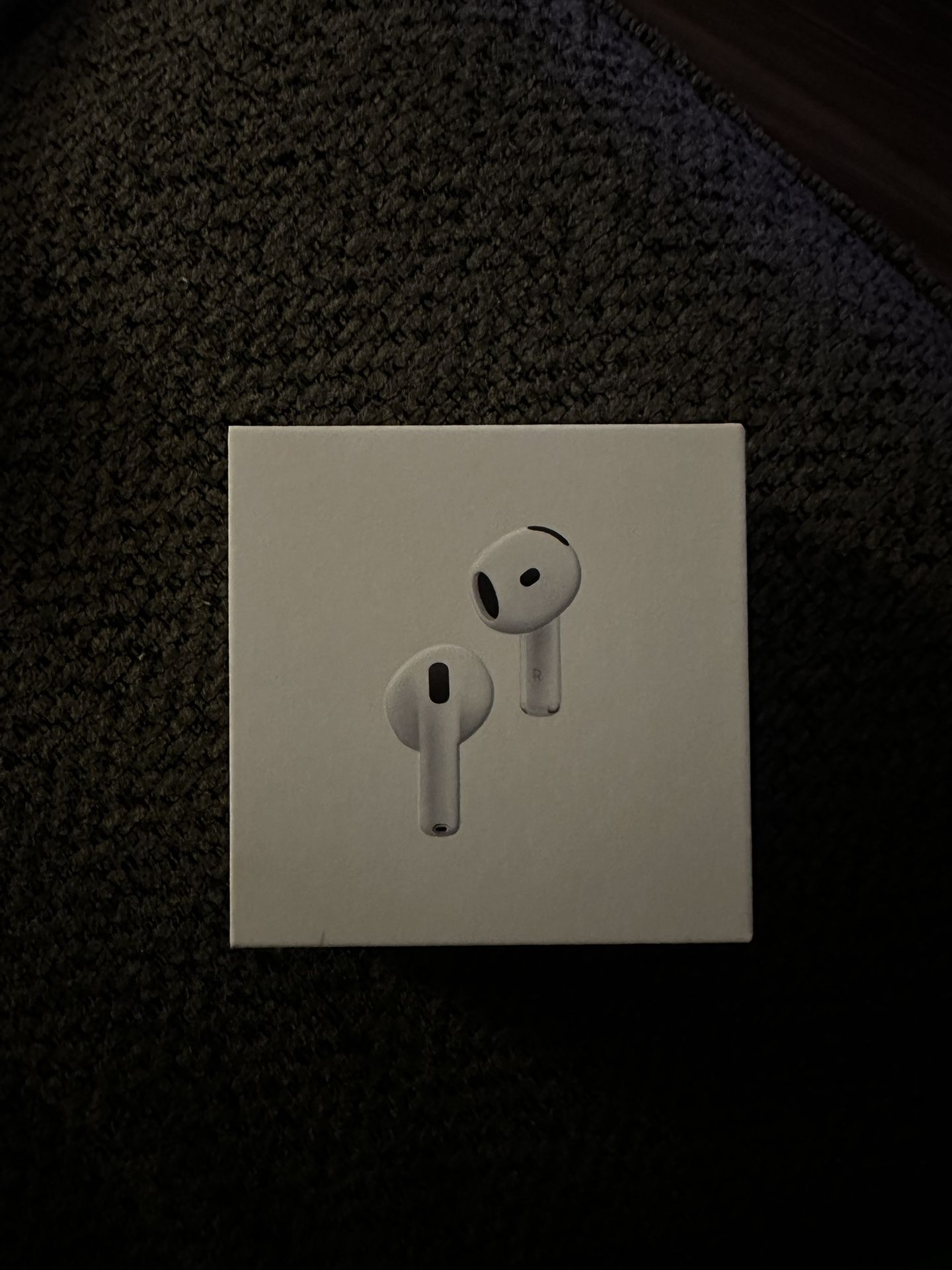 New Airpods 4 