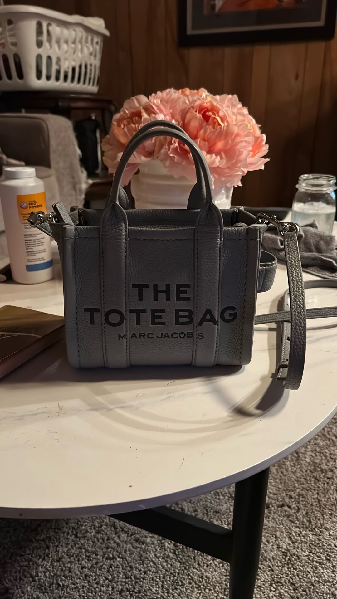 Small Leather Marc Jacobs Tote