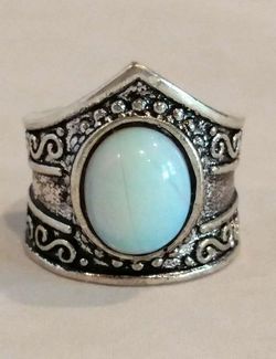 STERLING SILVER MOONSTONE RING SIZE 7