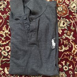 New grey color polo shirt