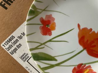Corelle Kalypso 16pc NEW in box servings for 4 Endure