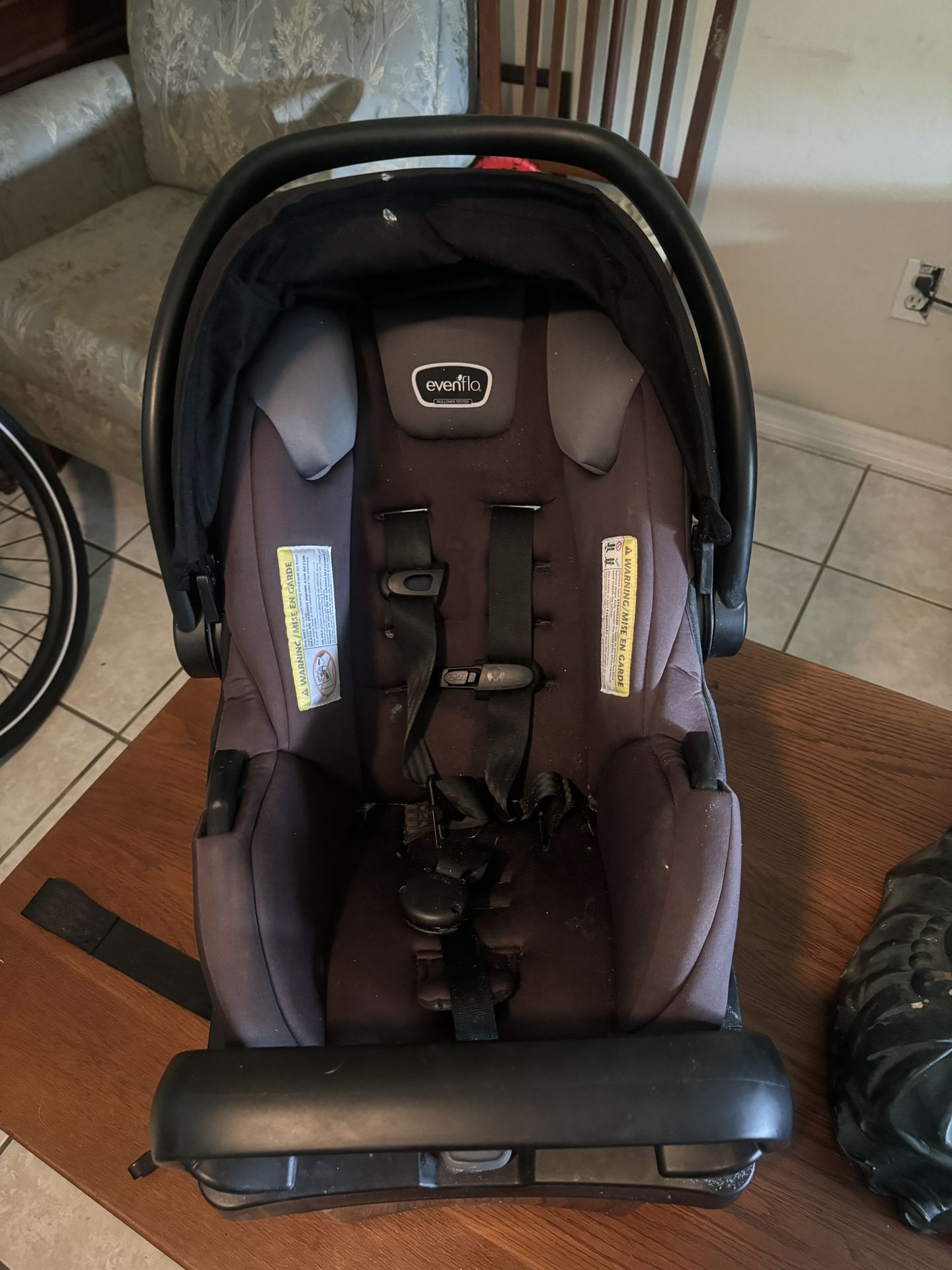 Evenflo baby car seat