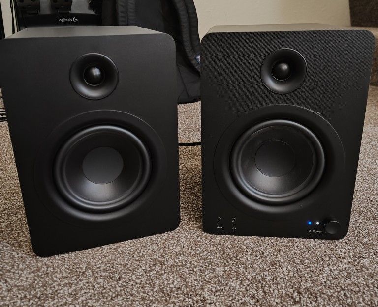 Monoprice DT-5BT 60-Watt Powered Speakers with Bluetooth