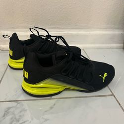 Puma tennis shoes