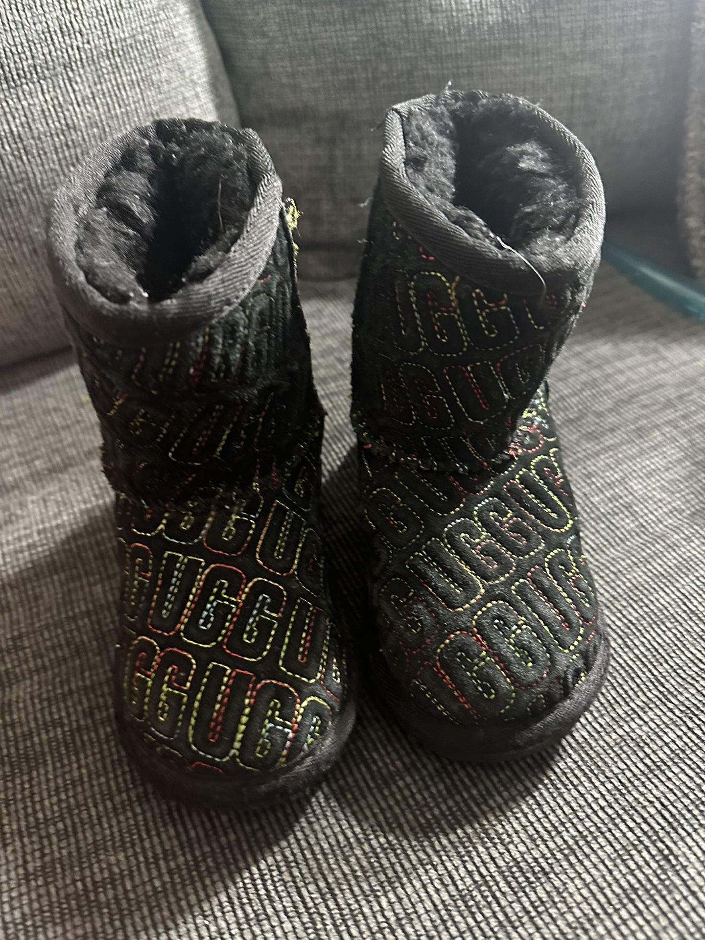 Toddler Size 8 UGGS Great Condition