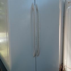 GE Double Door Refrigerator 