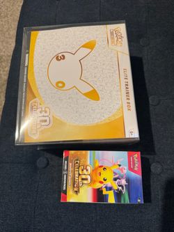 Pokémon 30th Celebration Elite Trainer Box Bundle
