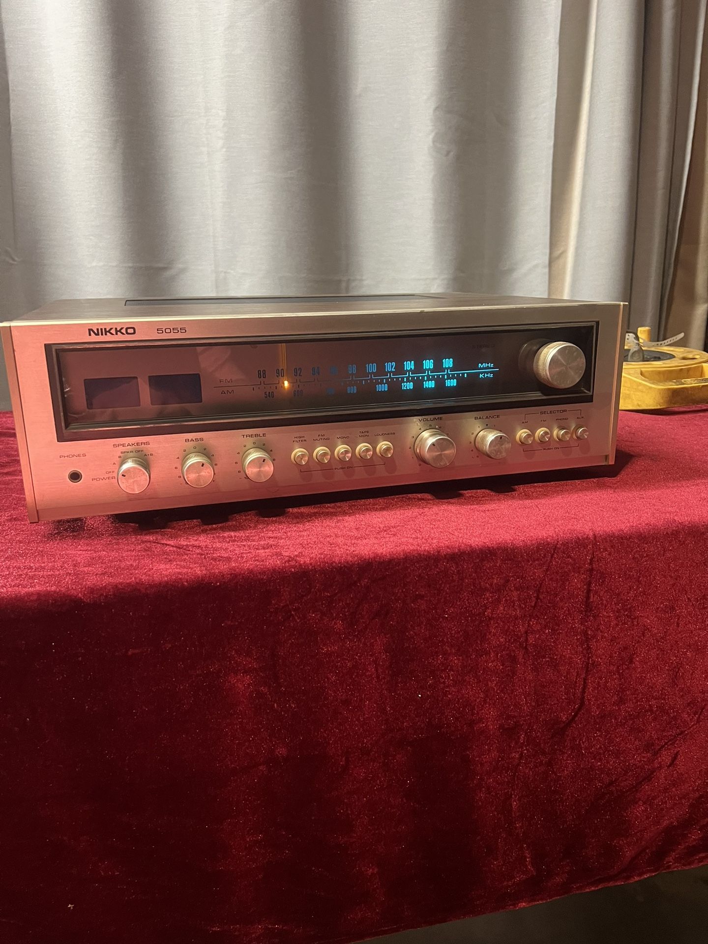 Nikko 5055 Vintage Stereo Receiver