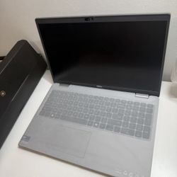 Laptop Dell Latitude 5550 ultra 7 165H 32Gb 512Gb