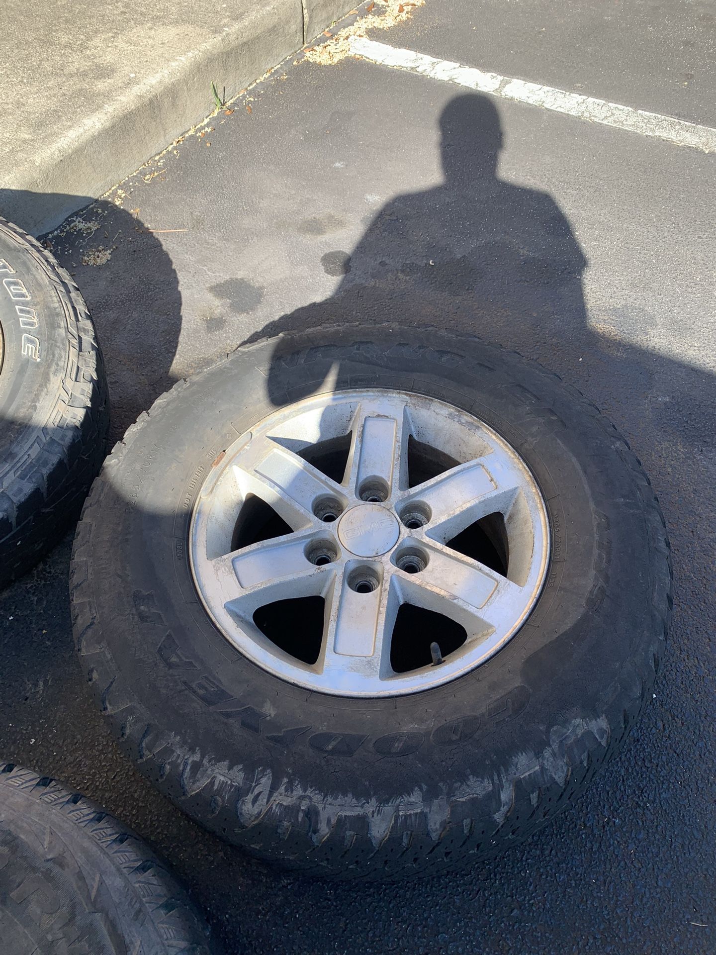Tires & Ttops