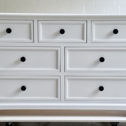 Freshly Painted (White) Solid Wood 7-Drawer Dresser – Carlsbad