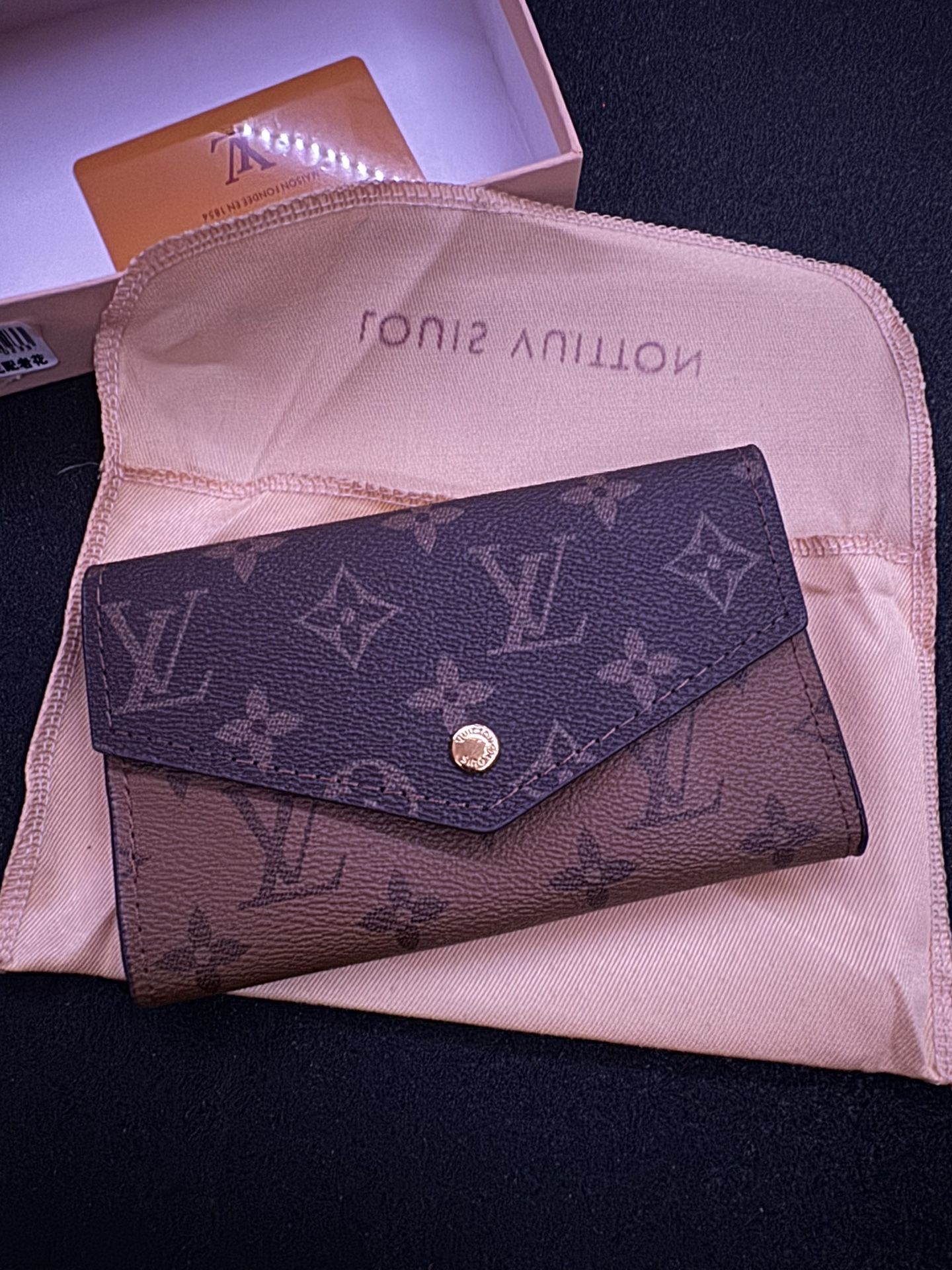 Brand new woman’s wallet