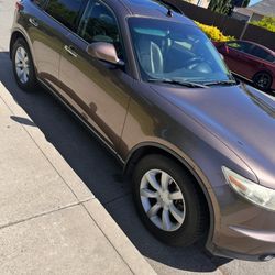 2005 Infiniti FX