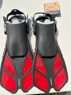 Brand New Capas Swimming Fins