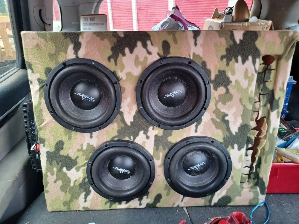 4- 8 Imch Skar Sdr Subwoofers In Tuned Enclosure