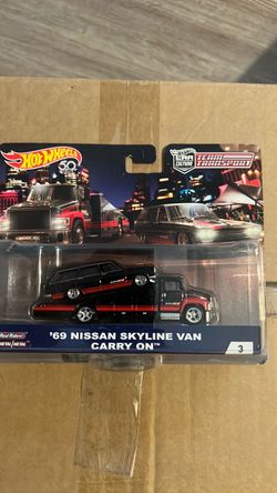 Hot Wheels Team Transport '69 Nissan Skyline Van Carry On
