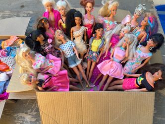 Vintage Barbies bundle