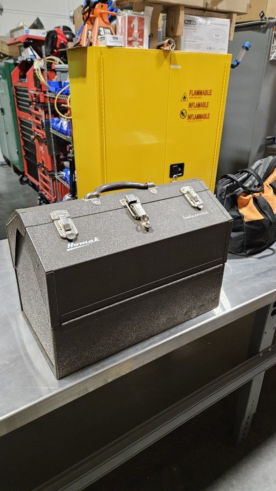 Homak Industrial Tool Box