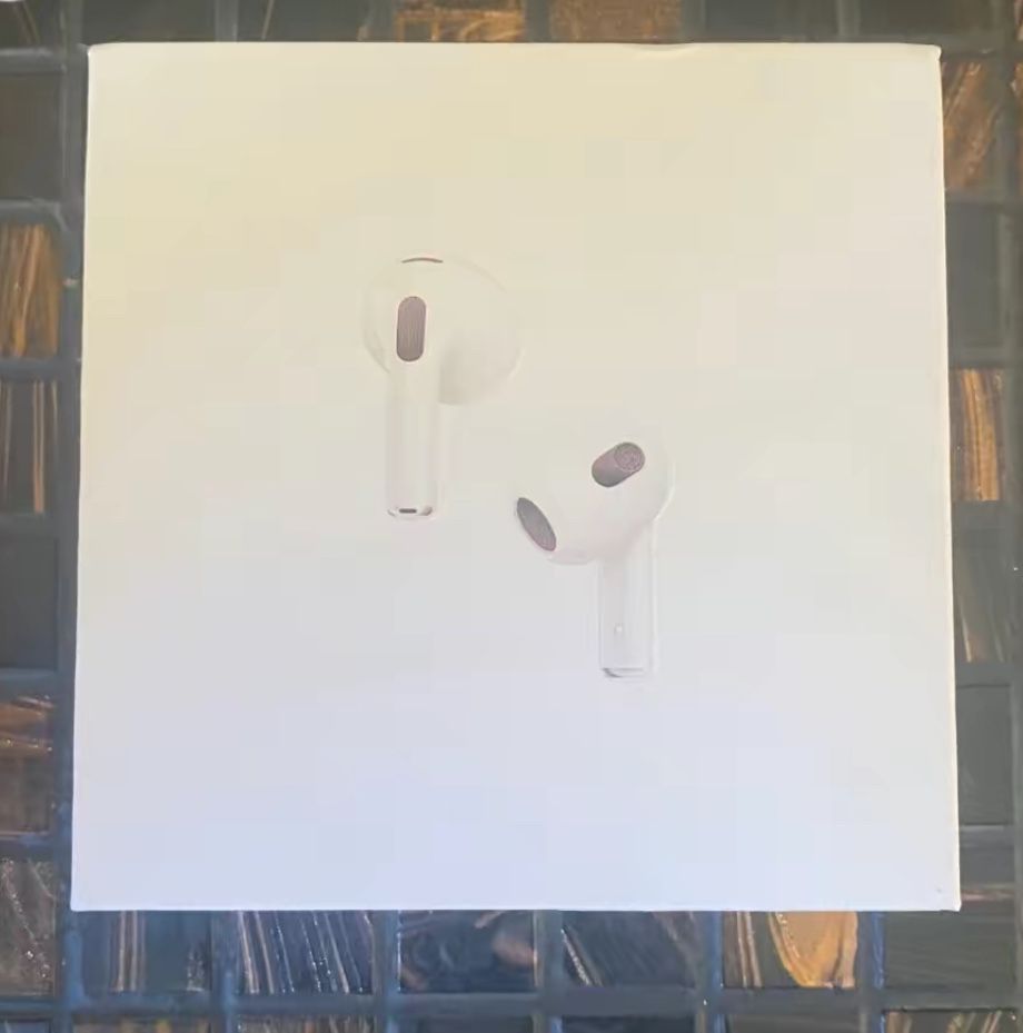 Apple Airpods fourth Generation Noise, Cancellation with Magsafe wireless Charging Case