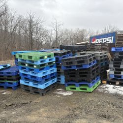 Plastic Skids