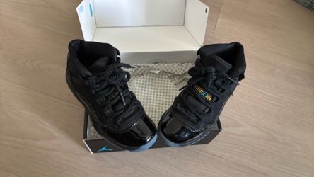 Jordan 11s Retro Kids sz 1.5