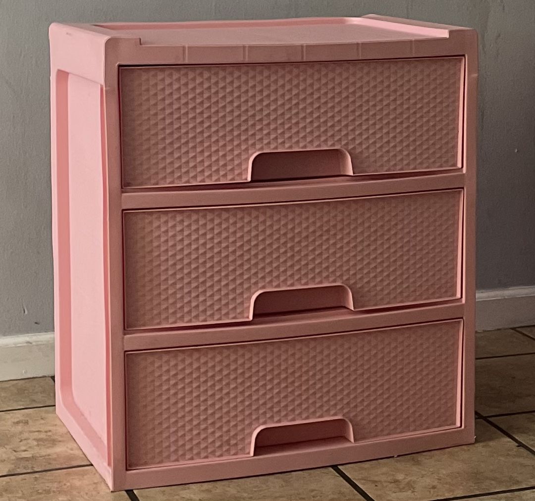 2 Pink Mini Dressers 