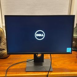 24 IN Dell Adjustable Monitor (Horizontal And Vertical)