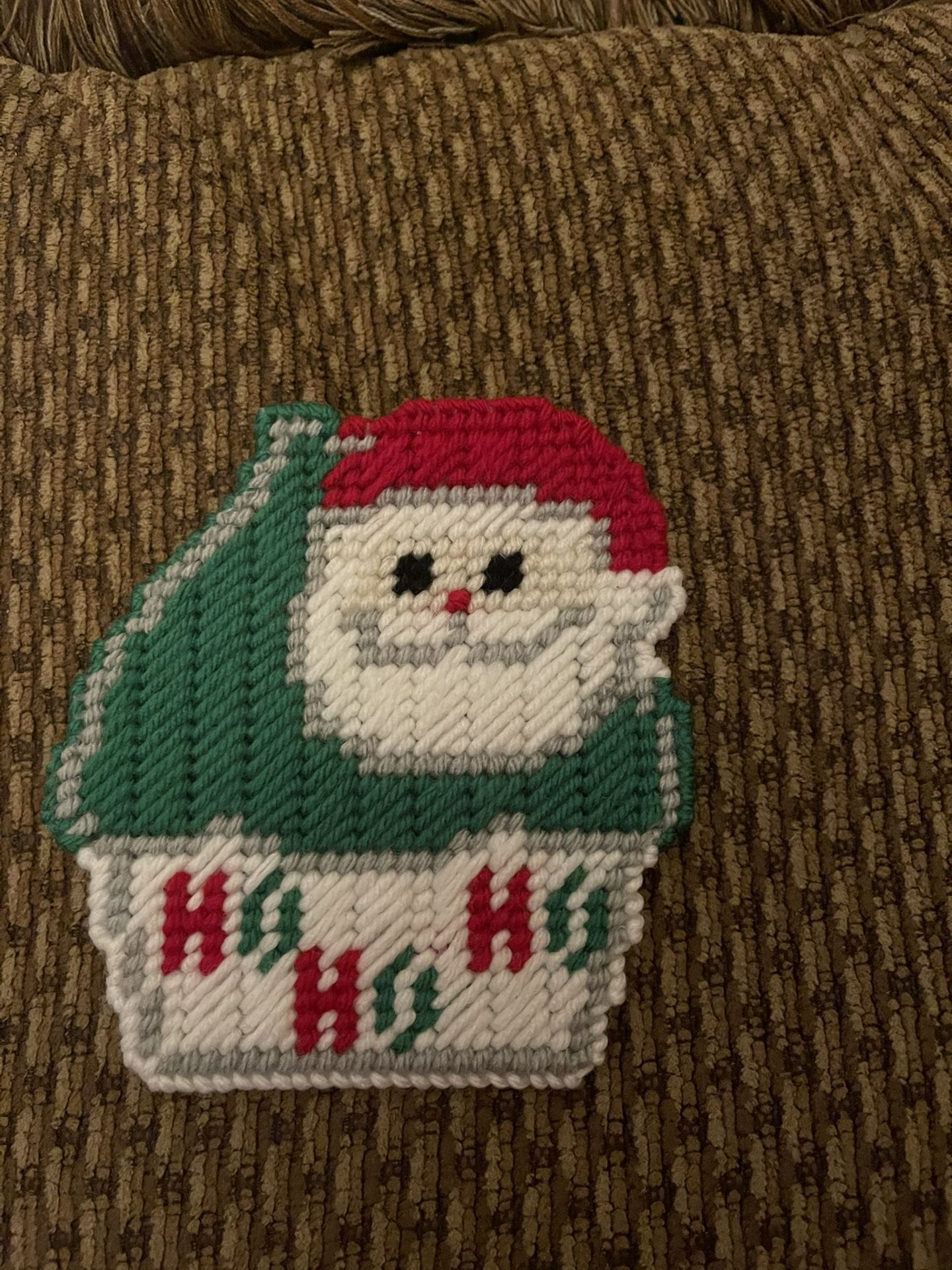 Cupcake Santa Magnet