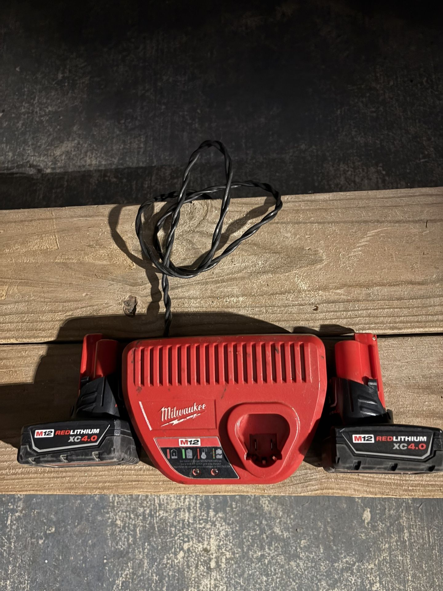 Milwaukee 12v Battery