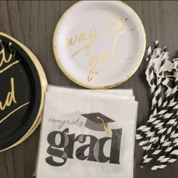 Graduation Plates/Straws/ Napkins 