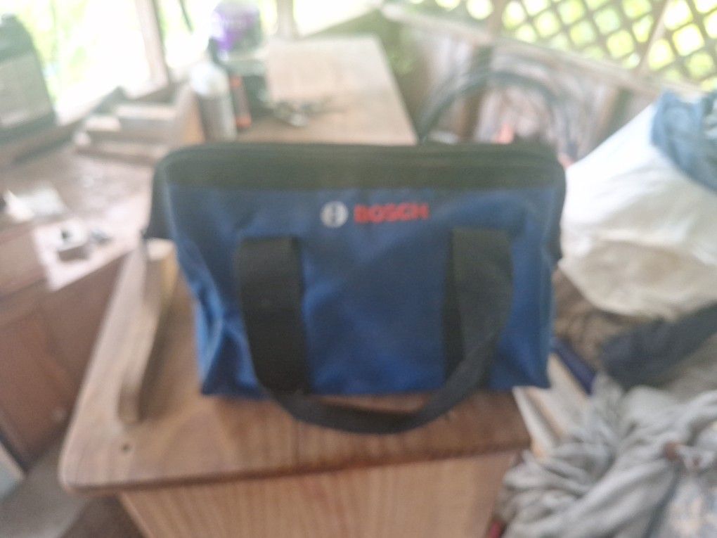 Sander- Bosch Orbital Sander W/ Carry Bag