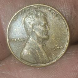 Lincoln Wheat Pennies And 1 BLACK US QUARTER 